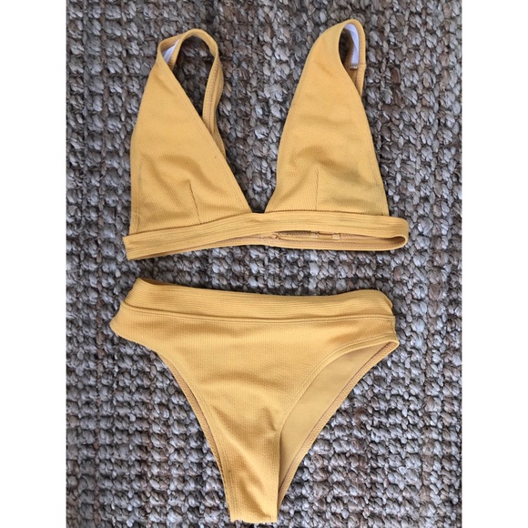 Sold - Picture 1 of 1